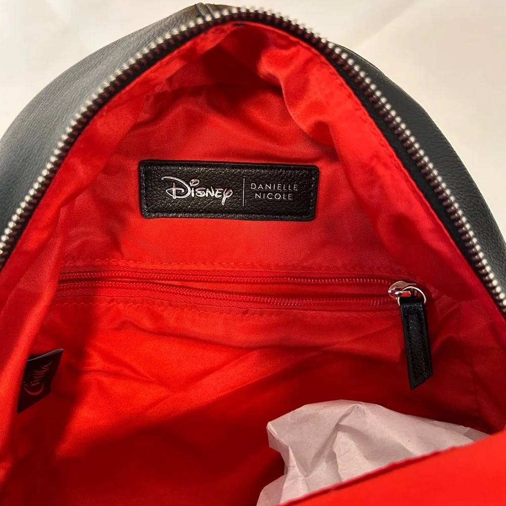 Danielle Nicole Disney‎ Cruella “Look Fabulous!” Fashion Mini Backpack - Picture 7 of 13